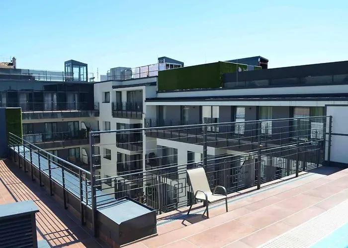 K40 Residence, With Pool On The Top!