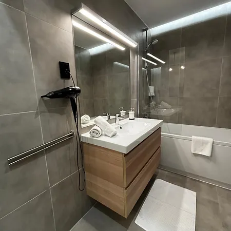 K40 Residence, With Pool On The Top! * 布达佩斯